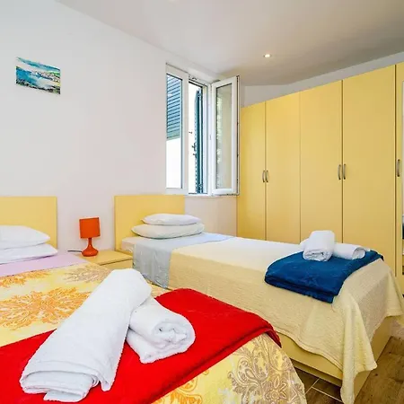 Stunning Old Town View Apart. Lenka *