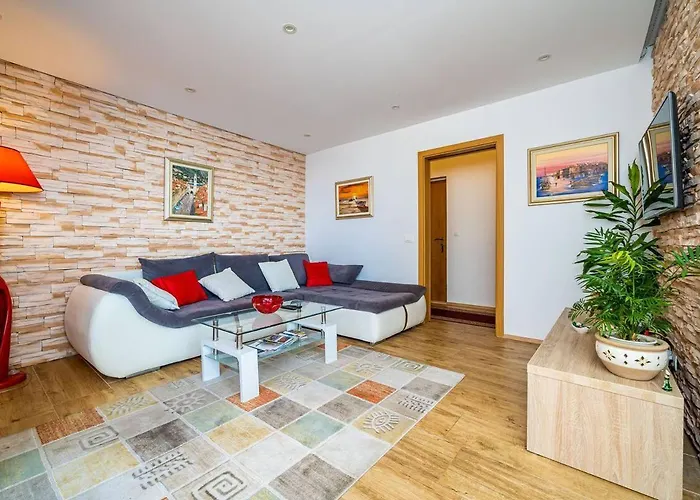 Stunning Old Town View Apart. Lenka Appartement